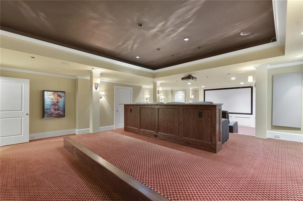 18 Leighton Court, Atlanta, Georgia 30327, 6 Bedrooms Bedrooms, ,6 BathroomsBathrooms,Residential,Sold,18 Leighton Court,6914096 18 Leighton Court, Atlanta, Georgia 30327, 6 Bedrooms Bedrooms, ,6 BathroomsBathrooms,Residential,Sold,18 Leighton Court,6914096