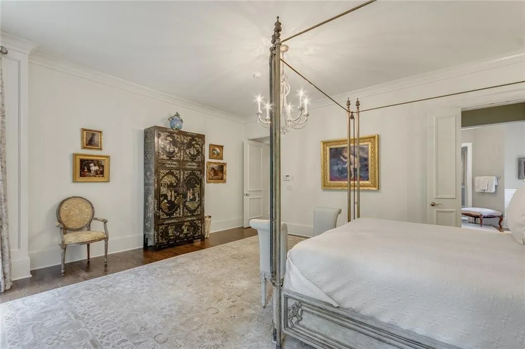 18 Leighton Court, Atlanta, Georgia 30327, 6 Bedrooms Bedrooms, ,6 BathroomsBathrooms,Residential,Sold,18 Leighton Court,6914096 18 Leighton Court, Atlanta, Georgia 30327, 6 Bedrooms Bedrooms, ,6 BathroomsBathrooms,Residential,Sold,18 Leighton Court,6914096