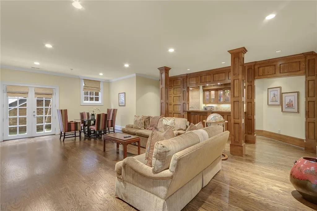 18 Leighton Court, Atlanta, Georgia 30327, 6 Bedrooms Bedrooms, ,6 BathroomsBathrooms,Residential,Sold,18 Leighton Court,6914096 18 Leighton Court, Atlanta, Georgia 30327, 6 Bedrooms Bedrooms, ,6 BathroomsBathrooms,Residential,Sold,18 Leighton Court,6914096