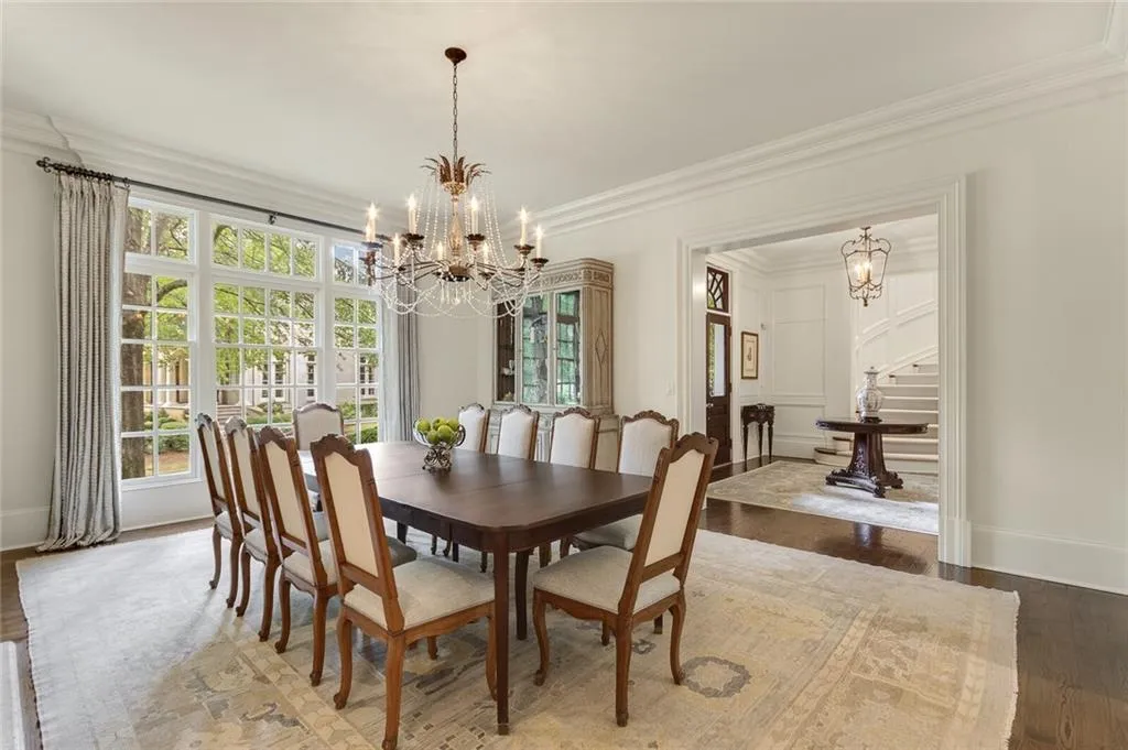 18 Leighton Court, Atlanta, Georgia 30327, 6 Bedrooms Bedrooms, ,6 BathroomsBathrooms,Residential,Sold,18 Leighton Court,6914096 18 Leighton Court, Atlanta, Georgia 30327, 6 Bedrooms Bedrooms, ,6 BathroomsBathrooms,Residential,Sold,18 Leighton Court,6914096