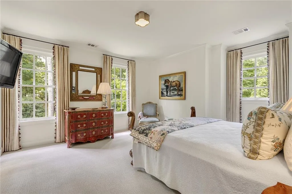 18 Leighton Court, Atlanta, Georgia 30327, 6 Bedrooms Bedrooms, ,6 BathroomsBathrooms,Residential,Sold,18 Leighton Court,6914096 18 Leighton Court, Atlanta, Georgia 30327, 6 Bedrooms Bedrooms, ,6 BathroomsBathrooms,Residential,Sold,18 Leighton Court,6914096