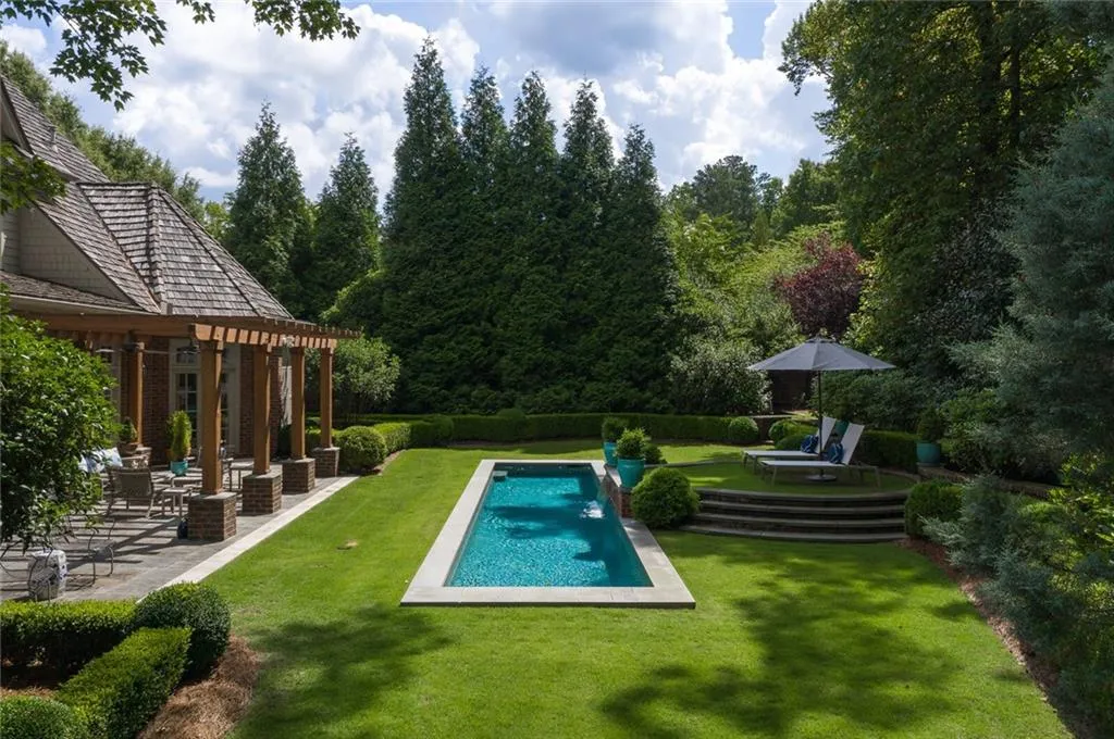 18 Leighton Court, Atlanta, Georgia 30327, 6 Bedrooms Bedrooms, ,6 BathroomsBathrooms,Residential,Sold,18 Leighton Court,6914096 18 Leighton Court, Atlanta, Georgia 30327, 6 Bedrooms Bedrooms, ,6 BathroomsBathrooms,Residential,Sold,18 Leighton Court,6914096