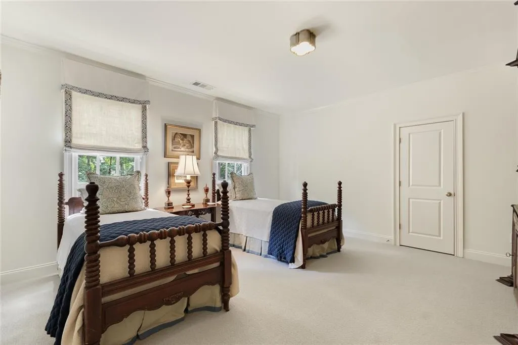 18 Leighton Court, Atlanta, Georgia 30327, 6 Bedrooms Bedrooms, ,6 BathroomsBathrooms,Residential,Sold,18 Leighton Court,6914096 18 Leighton Court, Atlanta, Georgia 30327, 6 Bedrooms Bedrooms, ,6 BathroomsBathrooms,Residential,Sold,18 Leighton Court,6914096