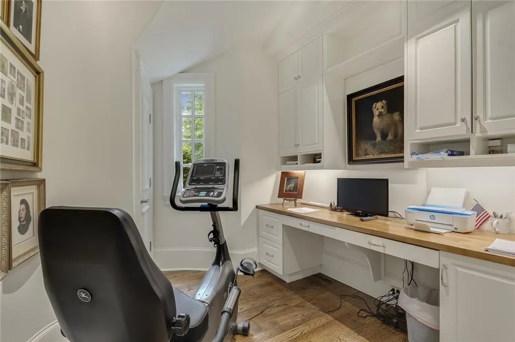 18 Leighton Court, Atlanta, Georgia 30327, 6 Bedrooms Bedrooms, ,6 BathroomsBathrooms,Residential,Sold,18 Leighton Court,6914096 18 Leighton Court, Atlanta, Georgia 30327, 6 Bedrooms Bedrooms, ,6 BathroomsBathrooms,Residential,Sold,18 Leighton Court,6914096