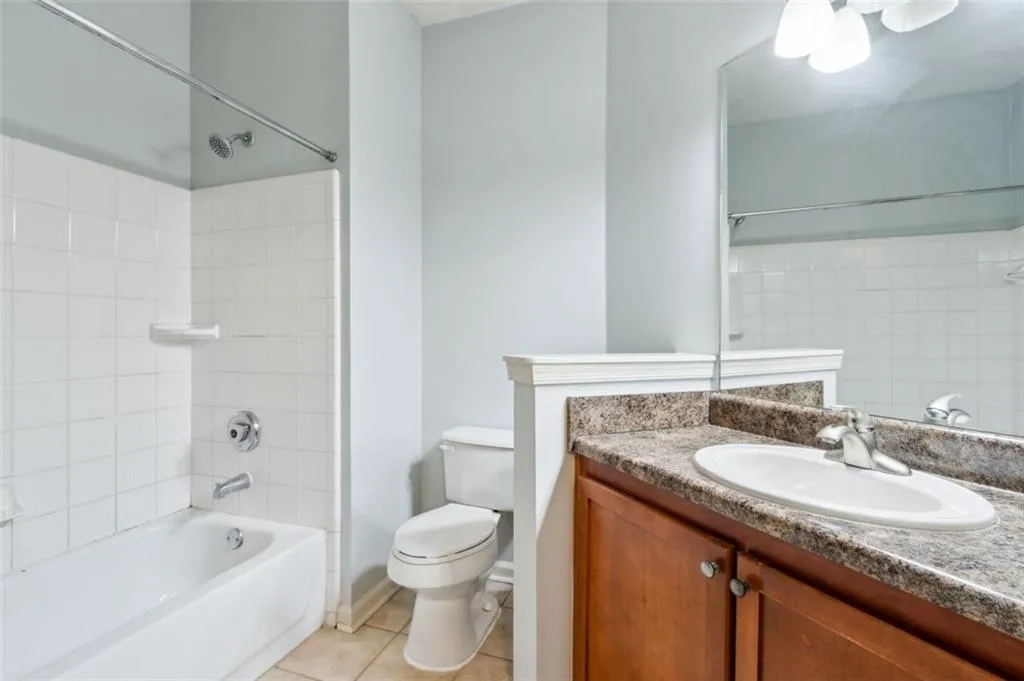 1250 Parkwood Circle Se Unit 3204, Atlanta, Georgia 30339, 2 Bedrooms Bedrooms, ,2 BathroomsBathrooms,Residential,For Sale,1250 Parkwood Circle Se Unit 3204,7617162