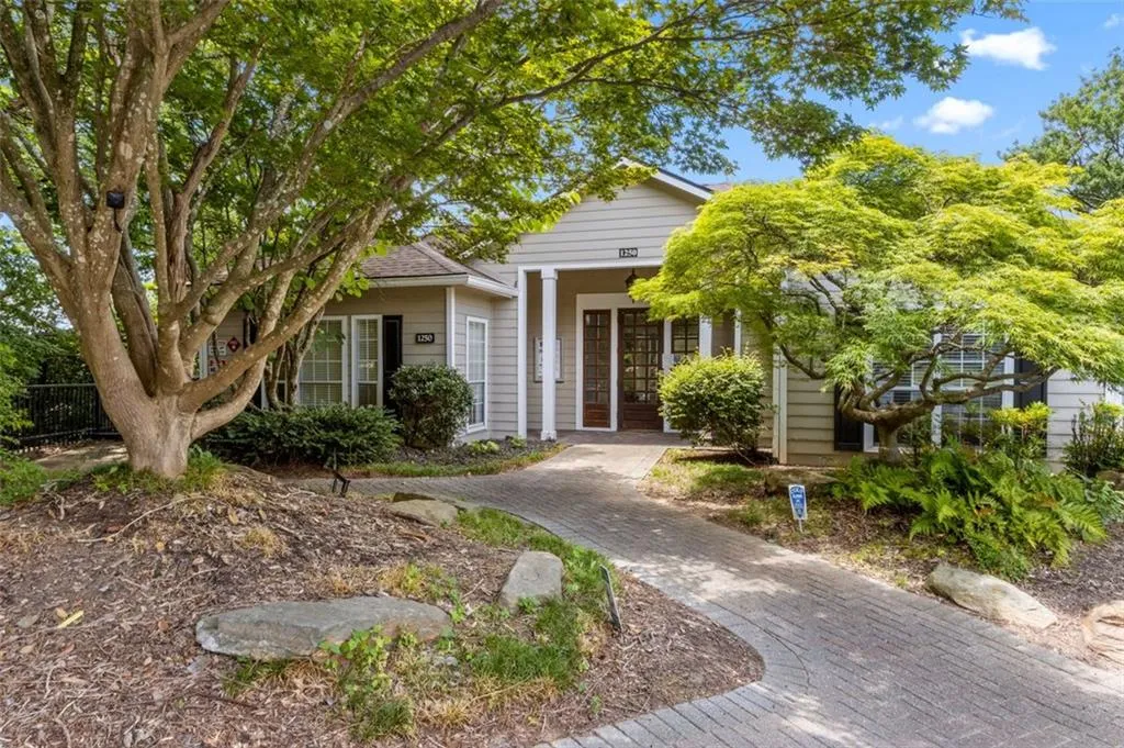 1250 Parkwood Circle Se Unit 3204, Atlanta, Georgia 30339, 2 Bedrooms Bedrooms, ,2 BathroomsBathrooms,Residential,For Sale,1250 Parkwood Circle Se Unit 3204,7617162
