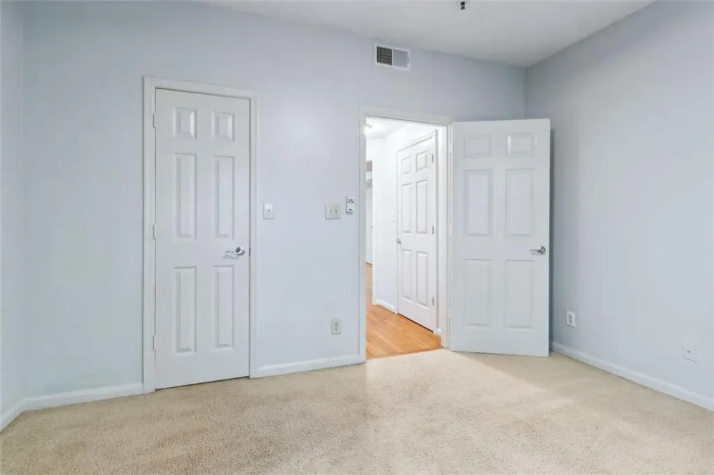 1250 Parkwood Circle Se Unit 3204, Atlanta, Georgia 30339, 2 Bedrooms Bedrooms, ,2 BathroomsBathrooms,Residential,For Sale,1250 Parkwood Circle Se Unit 3204,7617162