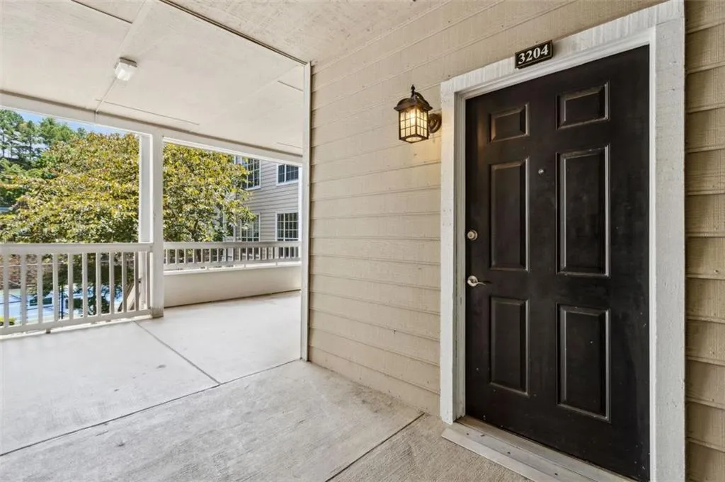 1250 Parkwood Circle Se Unit 3204, Atlanta, Georgia 30339, 2 Bedrooms Bedrooms, ,2 BathroomsBathrooms,Residential,For Sale,1250 Parkwood Circle Se Unit 3204,7617162