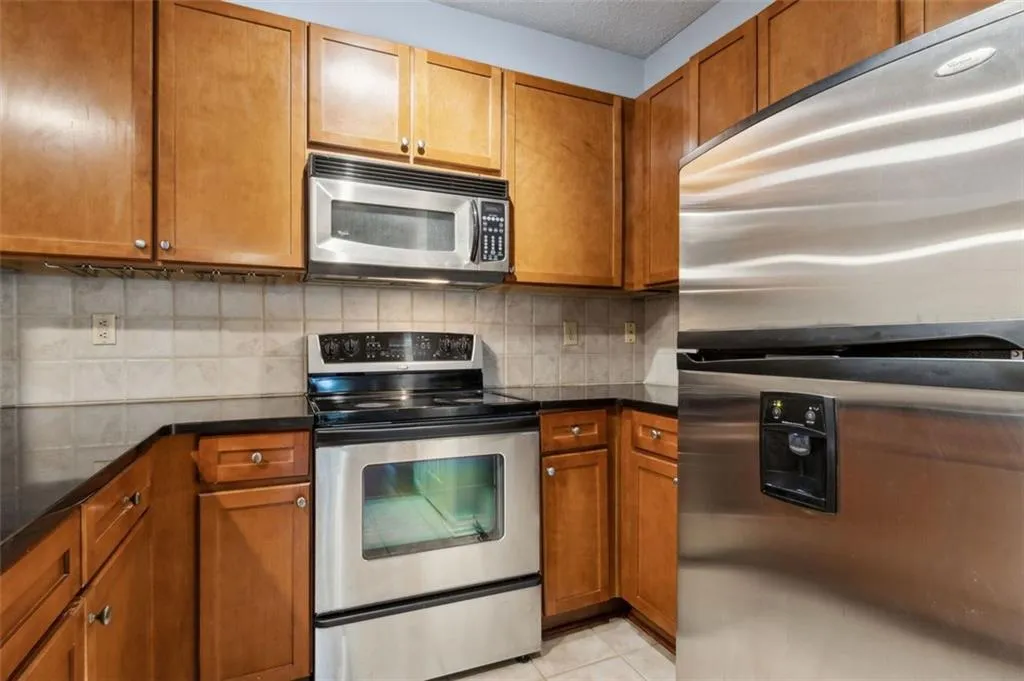 1250 Parkwood Circle Se Unit 3204, Atlanta, Georgia 30339, 2 Bedrooms Bedrooms, ,2 BathroomsBathrooms,Residential,For Sale,1250 Parkwood Circle Se Unit 3204,7617162