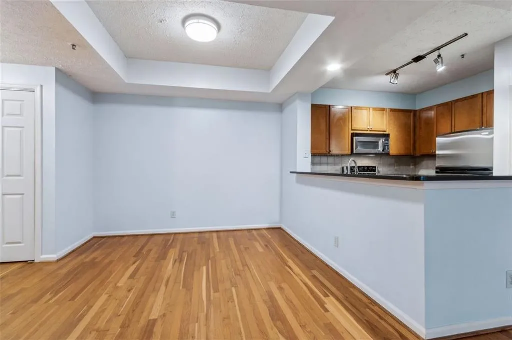 1250 Parkwood Circle Se Unit 3204, Atlanta, Georgia 30339, 2 Bedrooms Bedrooms, ,2 BathroomsBathrooms,Residential,For Sale,1250 Parkwood Circle Se Unit 3204,7617162