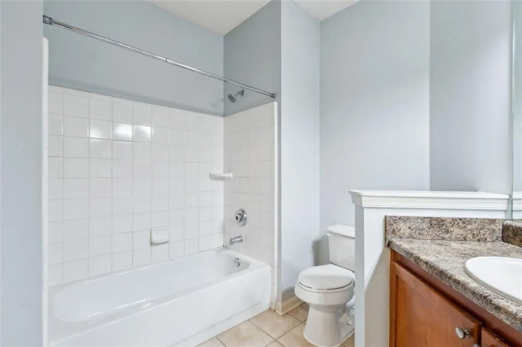 1250 Parkwood Circle Se Unit 3204, Atlanta, Georgia 30339, 2 Bedrooms Bedrooms, ,2 BathroomsBathrooms,Residential,For Sale,1250 Parkwood Circle Se Unit 3204,7617162