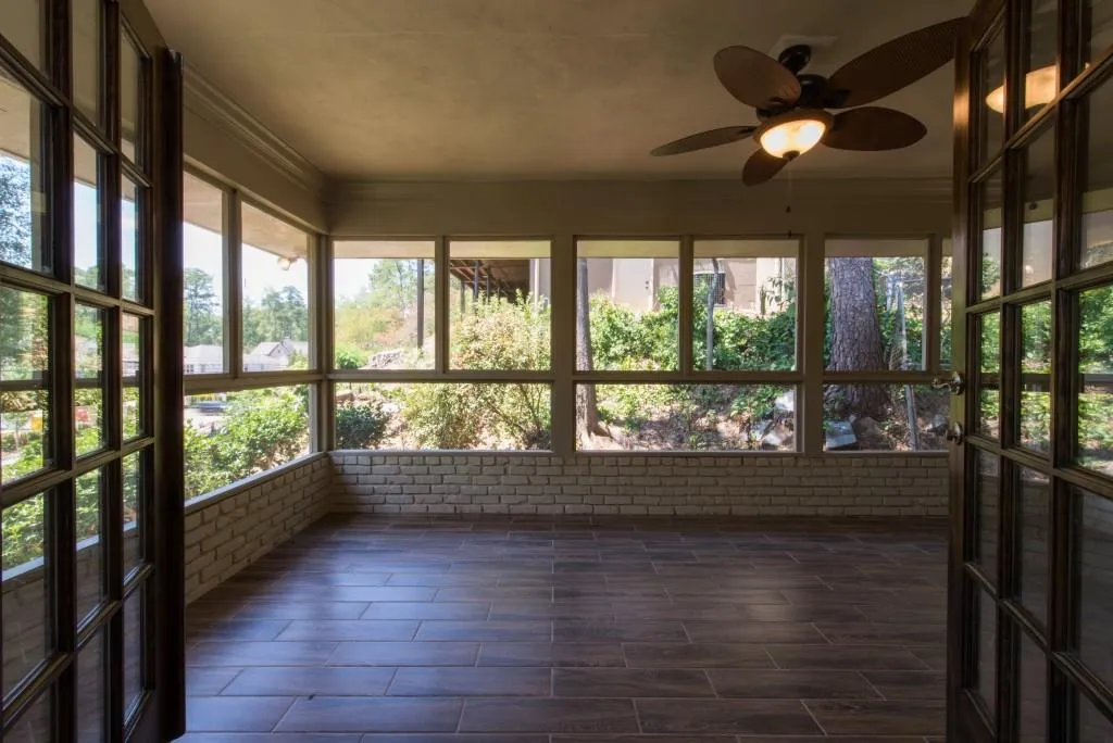 380 Windsor Parkway, Atlanta, Georgia 30342, 4 Bedrooms Bedrooms, ,3 BathroomsBathrooms,Residential,Sold,380 Windsor Parkway,5581090