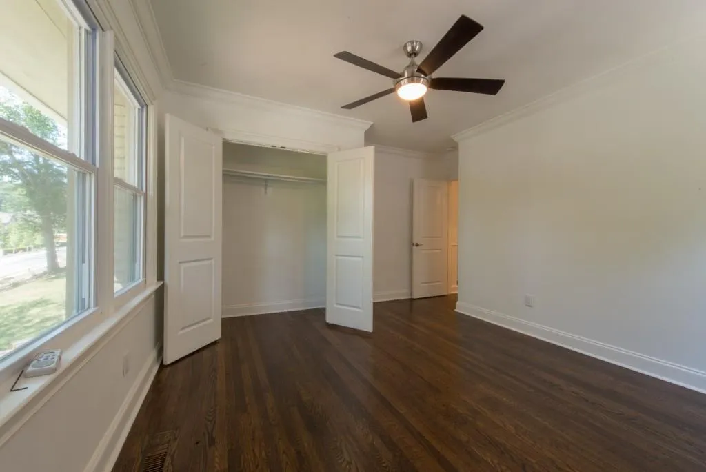 380 Windsor Parkway, Atlanta, Georgia 30342, 4 Bedrooms Bedrooms, ,3 BathroomsBathrooms,Residential,Sold,380 Windsor Parkway,5581090