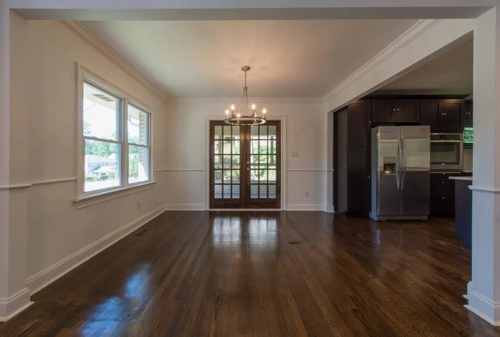 380 Windsor Parkway, Atlanta, Georgia 30342, 4 Bedrooms Bedrooms, ,3 BathroomsBathrooms,Residential,Sold,380 Windsor Parkway,5581090