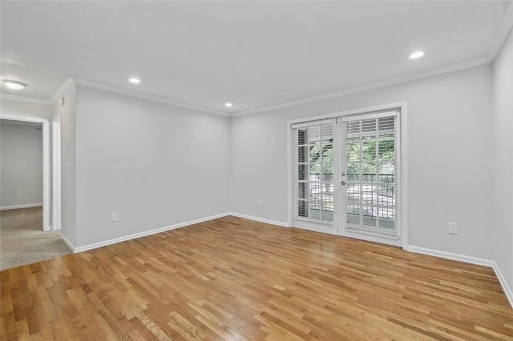 1150 Collier Road Nw Unit 6h, Atlanta, Georgia 30318, 1 Bedroom Bedrooms, ,1 BathroomBathrooms,Residential,For Sale,1150 Collier Road Nw Unit 6h,7588400
