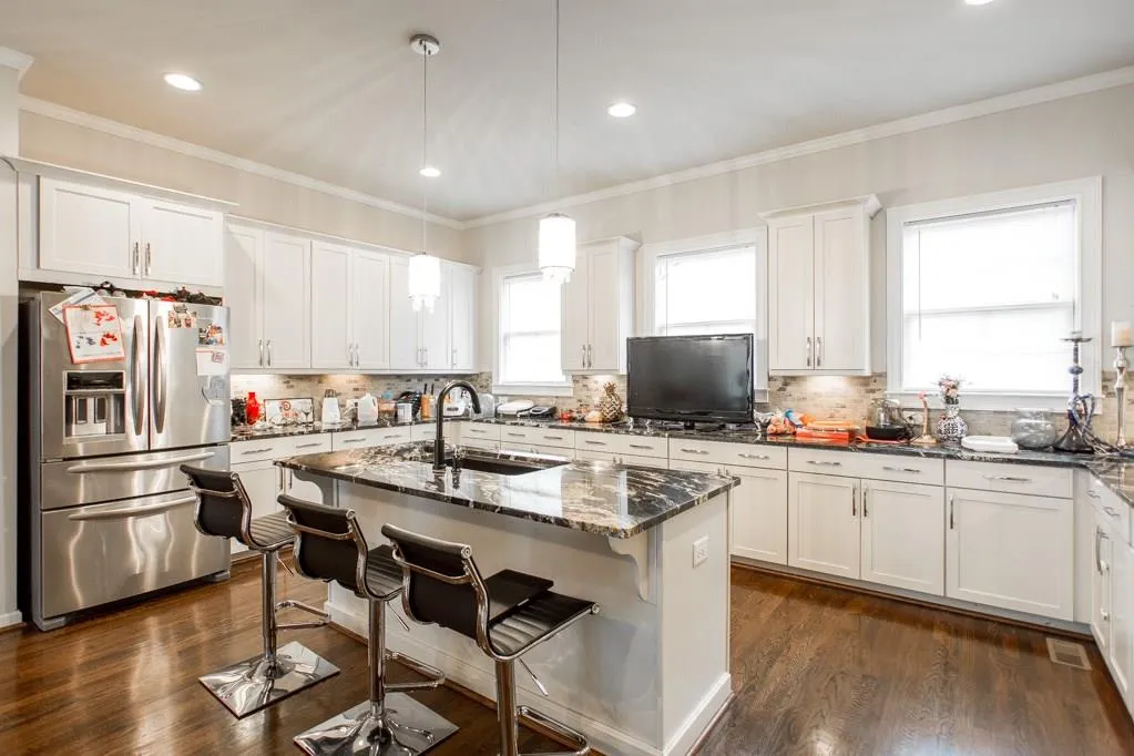 974 Thibideau Court, Atlanta, Georgia 30328, 4 Bedrooms Bedrooms, ,3 BathroomsBathrooms,Residential,Sold,974 Thibideau Court,6097071