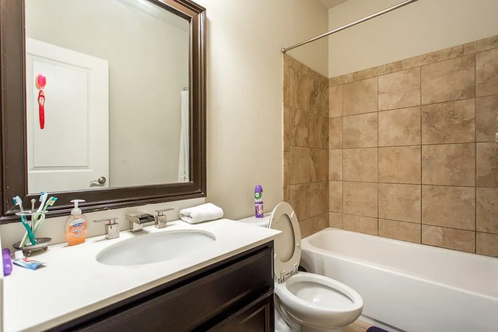 974 Thibideau Court, Atlanta, Georgia 30328, 4 Bedrooms Bedrooms, ,3 BathroomsBathrooms,Residential,Sold,974 Thibideau Court,6097071