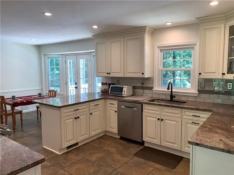 5085 Nesbit Ferry Lane, Atlanta, Georgia 30350, 4 Bedrooms Bedrooms, ,3 BathroomsBathrooms,Residential,Sold,5085 Nesbit Ferry Lane,6734763