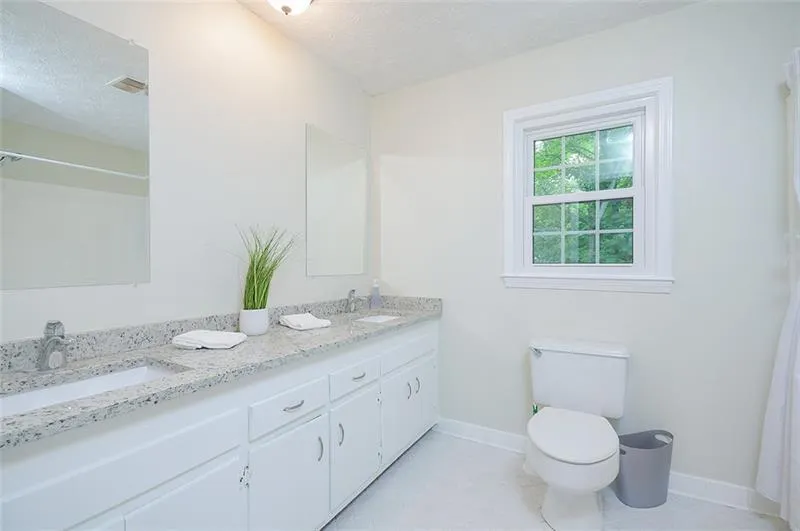 5085 Nesbit Ferry Lane, Atlanta, Georgia 30350, 4 Bedrooms Bedrooms, ,3 BathroomsBathrooms,Residential,Sold,5085 Nesbit Ferry Lane,6734763