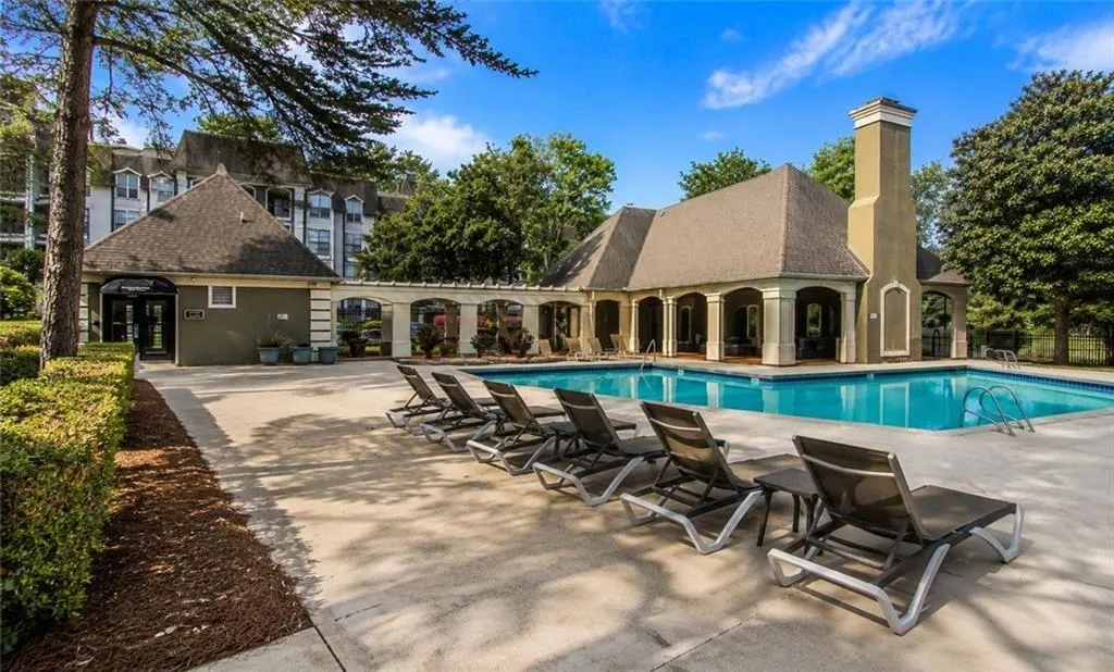 2657 Lenox Road Ne Bldg G #90, Atlanta, Georgia 30324, 1 Bedroom Bedrooms, 0 ,1 BathroomBathrooms,Residential,For Sale,2657 Lenox Road Ne Bldg G #90,7801221