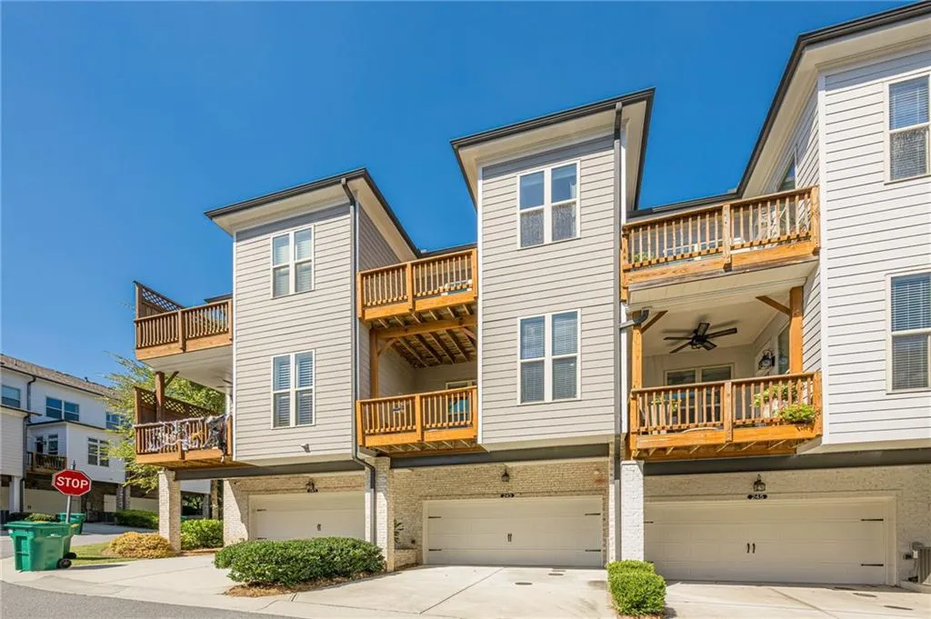 243 Franklin Road, Atlanta, Georgia 30342, 3 Bedrooms Bedrooms, ,3 BathroomsBathrooms,Residential,For Sale,243 Franklin Road,7721645