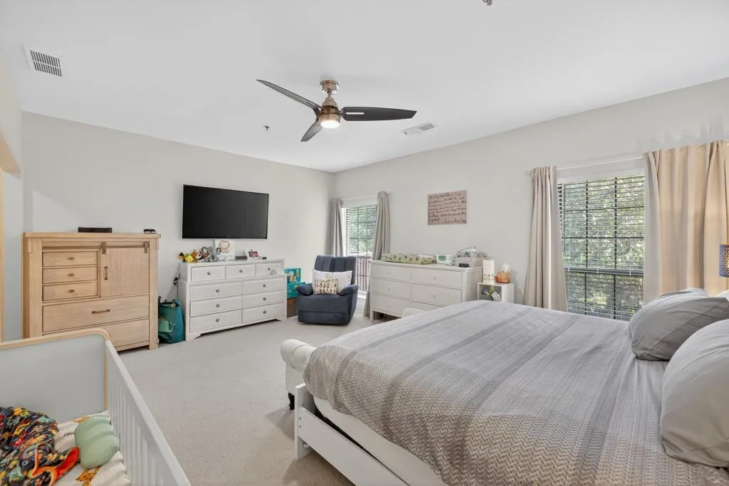 2865 Lenox Road Ne Unit 207, Atlanta, Georgia 30324, 2 Bedrooms Bedrooms, ,2 BathroomsBathrooms,Residential,For Sale,2865 Lenox Road Ne Unit 207,7650323
