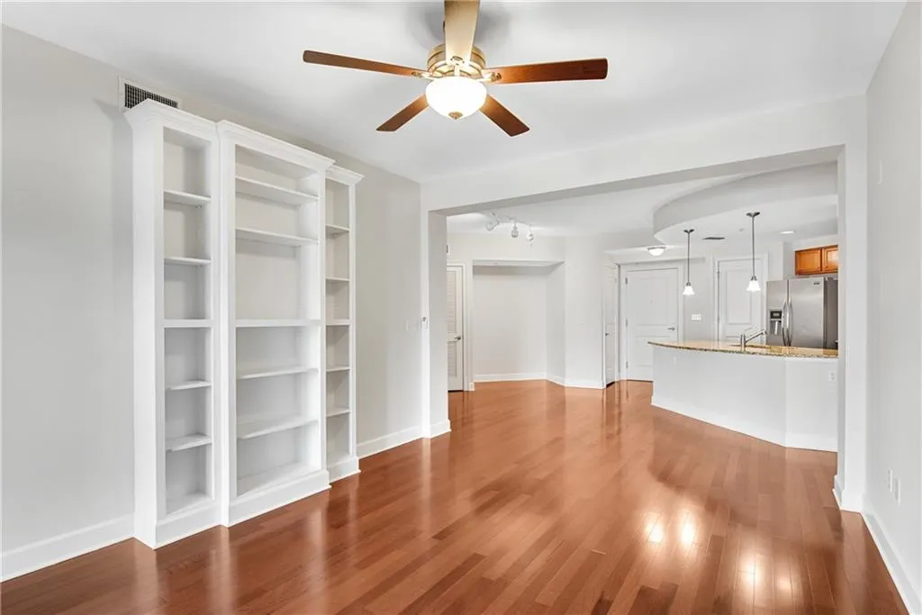 200 River Vista Drive Unit 220, Atlanta, Georgia 30339, 2 Bedrooms Bedrooms, ,2 BathroomsBathrooms,Residential,Sold,200 River Vista Drive Unit 220,7175003