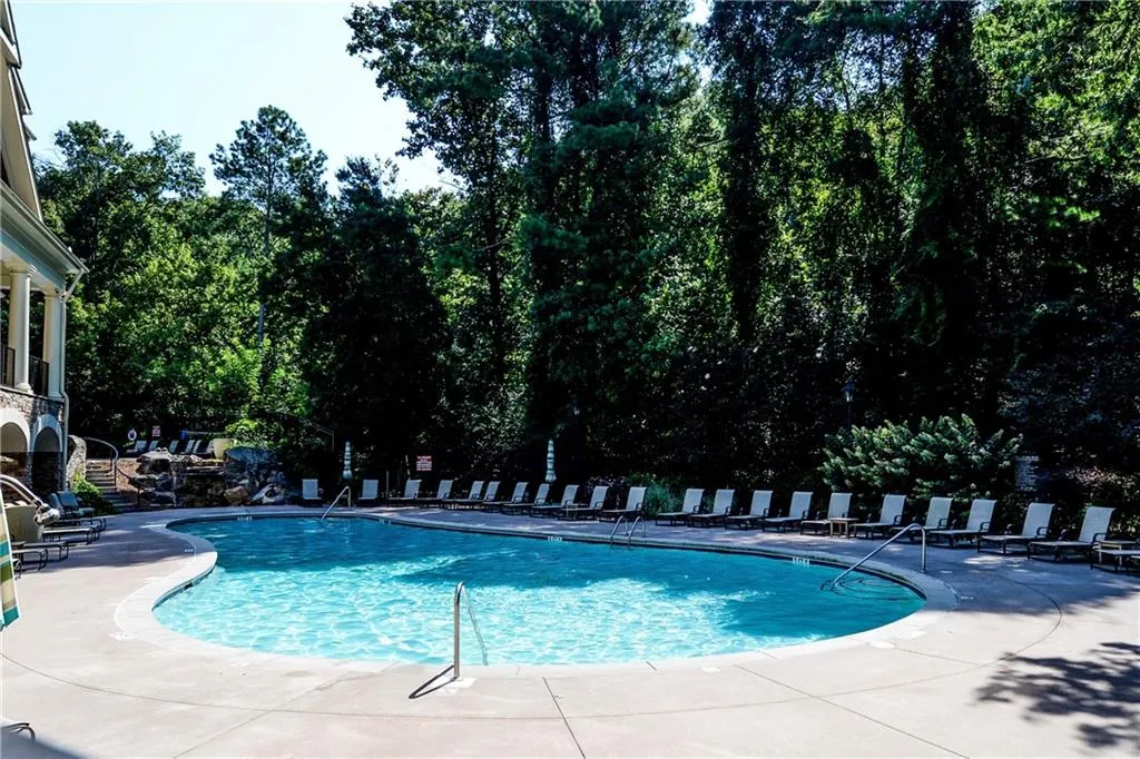 200 River Vista Drive Unit 220, Atlanta, Georgia 30339, 2 Bedrooms Bedrooms, ,2 BathroomsBathrooms,Residential,Sold,200 River Vista Drive Unit 220,7175003