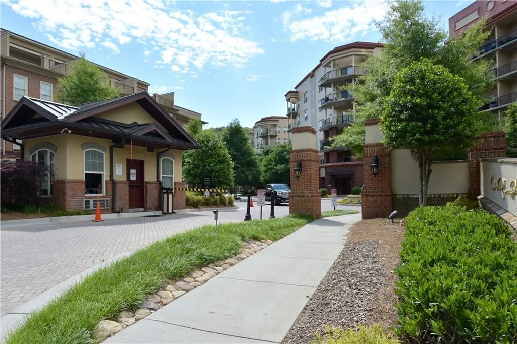 200 River Vista Drive Unit 220, Atlanta, Georgia 30339, 2 Bedrooms Bedrooms, ,2 BathroomsBathrooms,Residential,Sold,200 River Vista Drive Unit 220,7175003