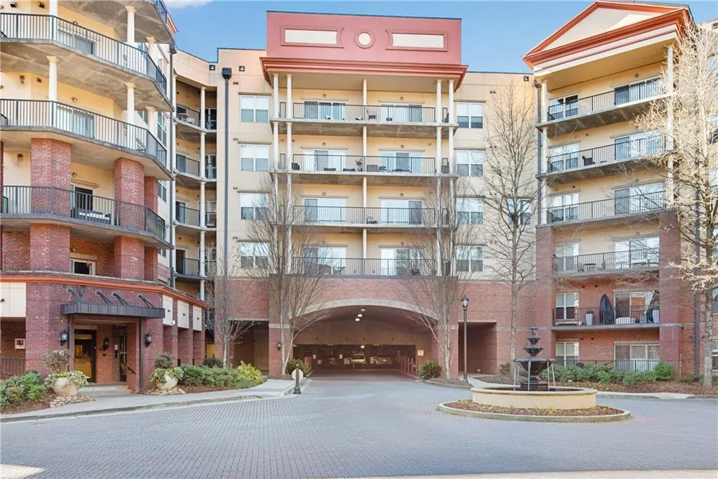 200 River Vista Drive Unit 220, Atlanta, Georgia 30339, 2 Bedrooms Bedrooms, ,2 BathroomsBathrooms,Residential,Sold,200 River Vista Drive Unit 220,7175003