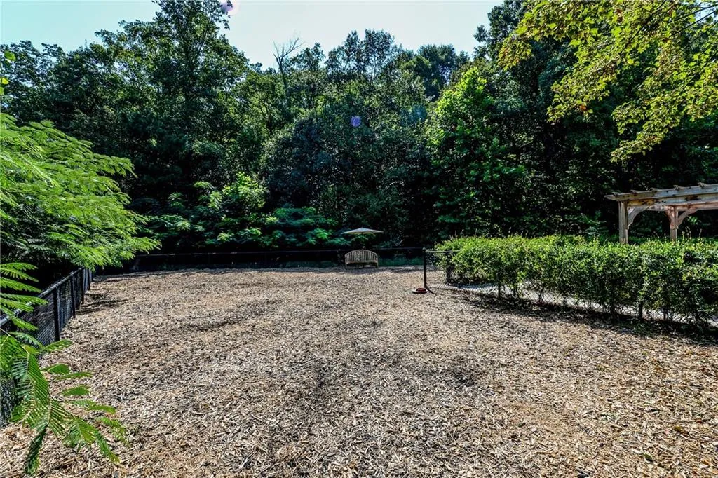 200 River Vista Drive Unit 220, Atlanta, Georgia 30339, 2 Bedrooms Bedrooms, ,2 BathroomsBathrooms,Residential,Sold,200 River Vista Drive Unit 220,7175003