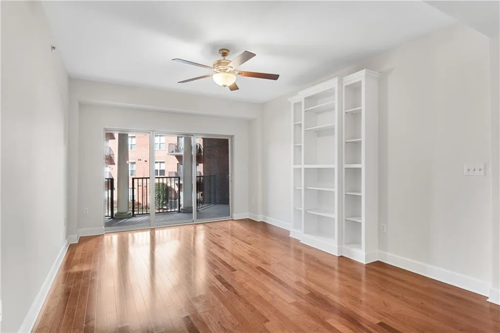 200 River Vista Drive Unit 220, Atlanta, Georgia 30339, 2 Bedrooms Bedrooms, ,2 BathroomsBathrooms,Residential,Sold,200 River Vista Drive Unit 220,7175003
