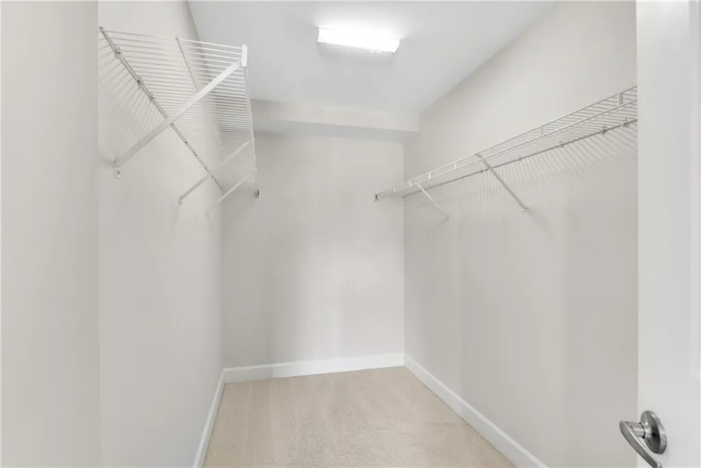 200 River Vista Drive Unit 220, Atlanta, Georgia 30339, 2 Bedrooms Bedrooms, ,2 BathroomsBathrooms,Residential,Sold,200 River Vista Drive Unit 220,7175003