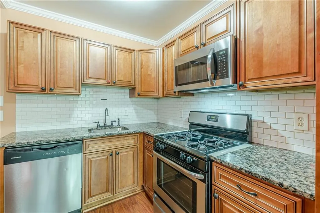 1705 Monroe Drive Ne Unit C05, Atlanta, Georgia 30324, 2 Bedrooms Bedrooms, ,1 BathroomBathrooms,Residential,For Sale,1705 Monroe Drive Ne Unit C05,7637687