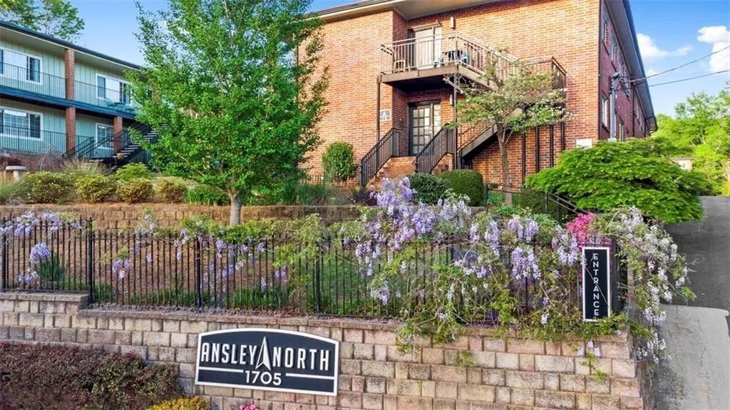 1705 Monroe Drive Ne Unit C05, Atlanta, Georgia 30324, 2 Bedrooms Bedrooms, ,1 BathroomBathrooms,Residential,For Sale,1705 Monroe Drive Ne Unit C05,7637687