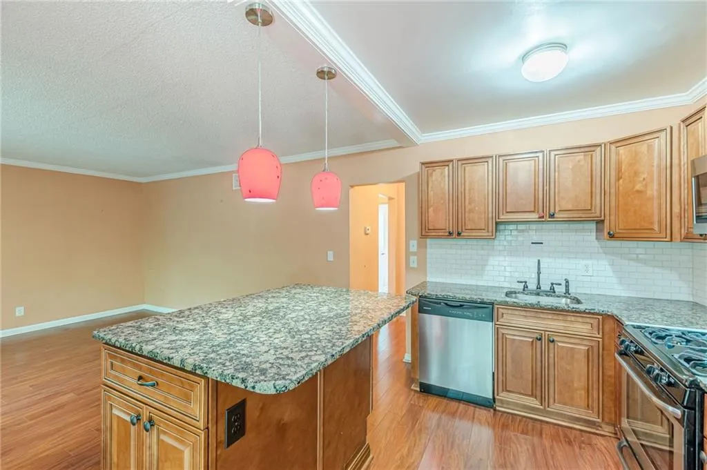 1705 Monroe Drive Ne Unit C05, Atlanta, Georgia 30324, 2 Bedrooms Bedrooms, ,1 BathroomBathrooms,Residential,For Sale,1705 Monroe Drive Ne Unit C05,7637687