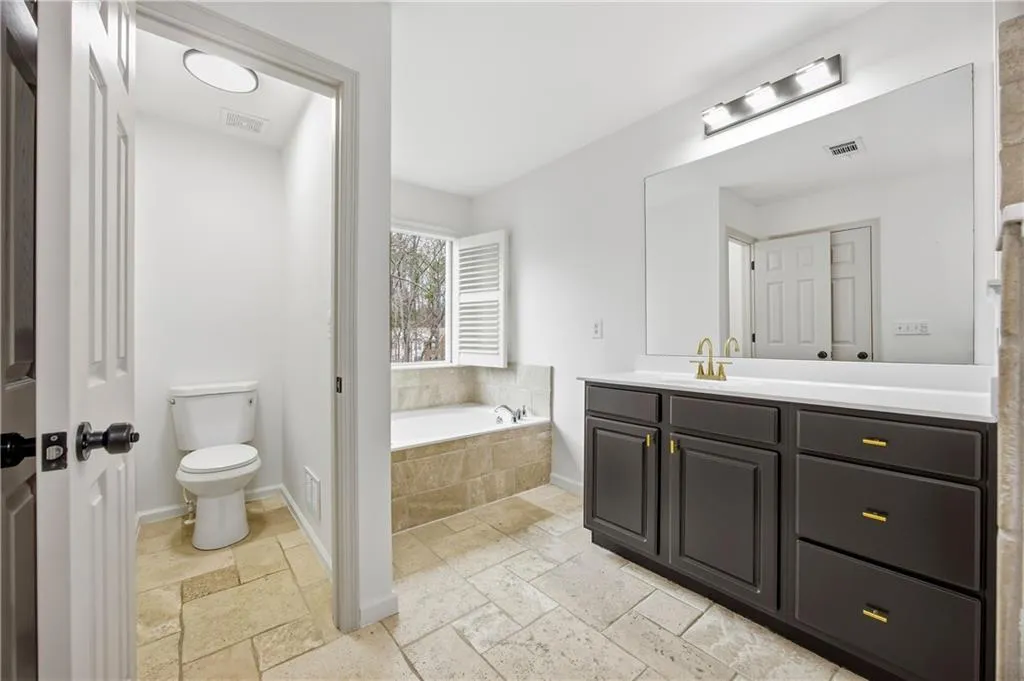 620 Coligny Court, Atlanta, Georgia 30350, 3 Bedrooms Bedrooms, ,3 BathroomsBathrooms,Residential,For Sale,620 Coligny Court,7722244