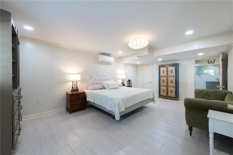 139 W Paces Ferry Road Nw, Atlanta, Georgia 30305, 5 Bedrooms Bedrooms, ,5 BathroomsBathrooms,Residential,For Sale,139 W Paces Ferry Road Nw,7554341