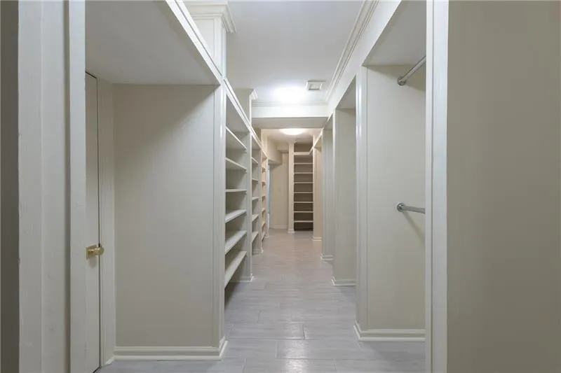 139 W Paces Ferry Road Nw, Atlanta, Georgia 30305, 5 Bedrooms Bedrooms, ,5 BathroomsBathrooms,Residential,For Sale,139 W Paces Ferry Road Nw,7554341