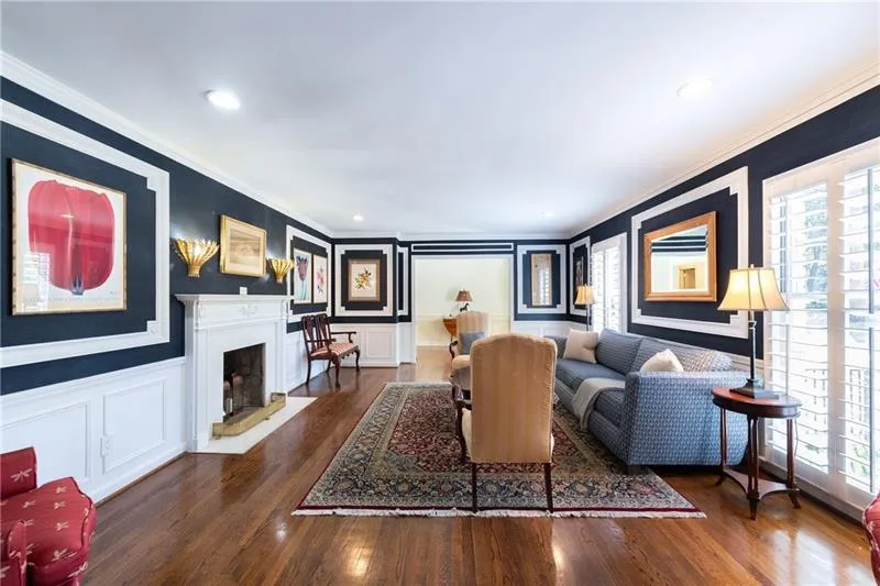 139 W Paces Ferry Road Nw, Atlanta, Georgia 30305, 5 Bedrooms Bedrooms, ,5 BathroomsBathrooms,Residential,Sold,139 W Paces Ferry Road Nw,7554341