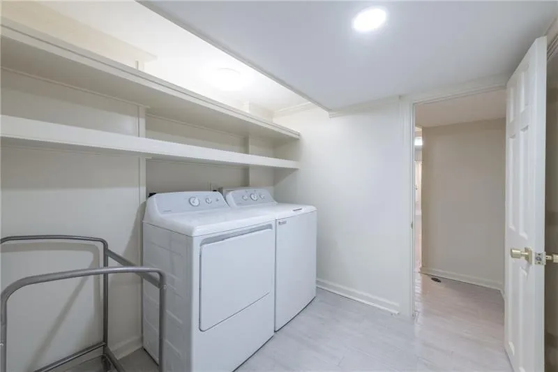 139 W Paces Ferry Road Nw, Atlanta, Georgia 30305, 5 Bedrooms Bedrooms, ,5 BathroomsBathrooms,Residential,For Sale,139 W Paces Ferry Road Nw,7554341