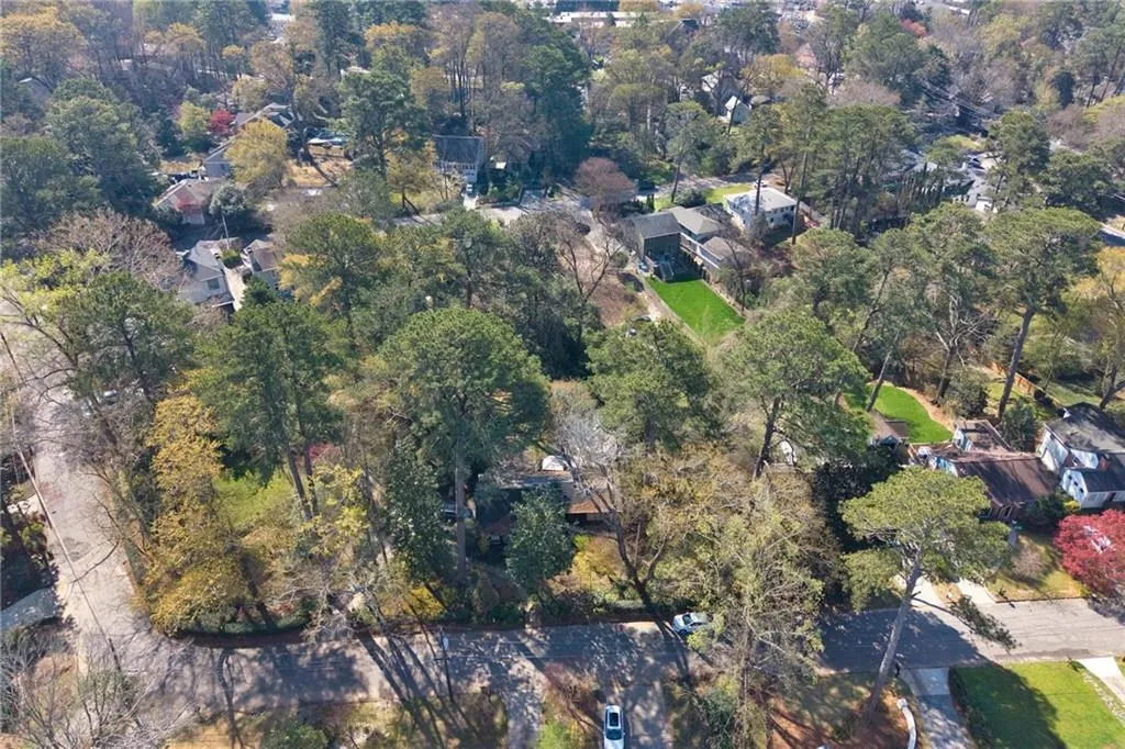 787 Piedmont Way Ne, Atlanta, Georgia 30324, 3 Bedrooms Bedrooms, 0 ,2 BathroomsBathrooms,Residential,For Sale,787 Piedmont Way Ne,7743959