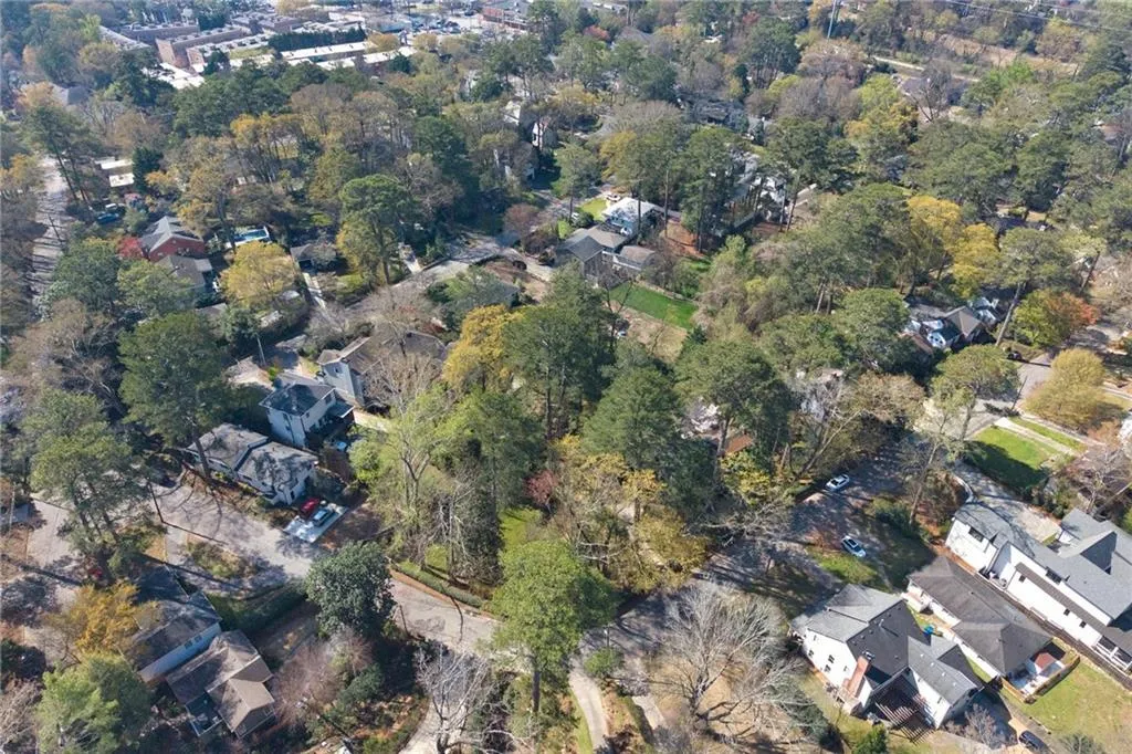 787 Piedmont Way Ne, Atlanta, Georgia 30324, 3 Bedrooms Bedrooms, 0 ,2 BathroomsBathrooms,Residential,For Sale,787 Piedmont Way Ne,7743959