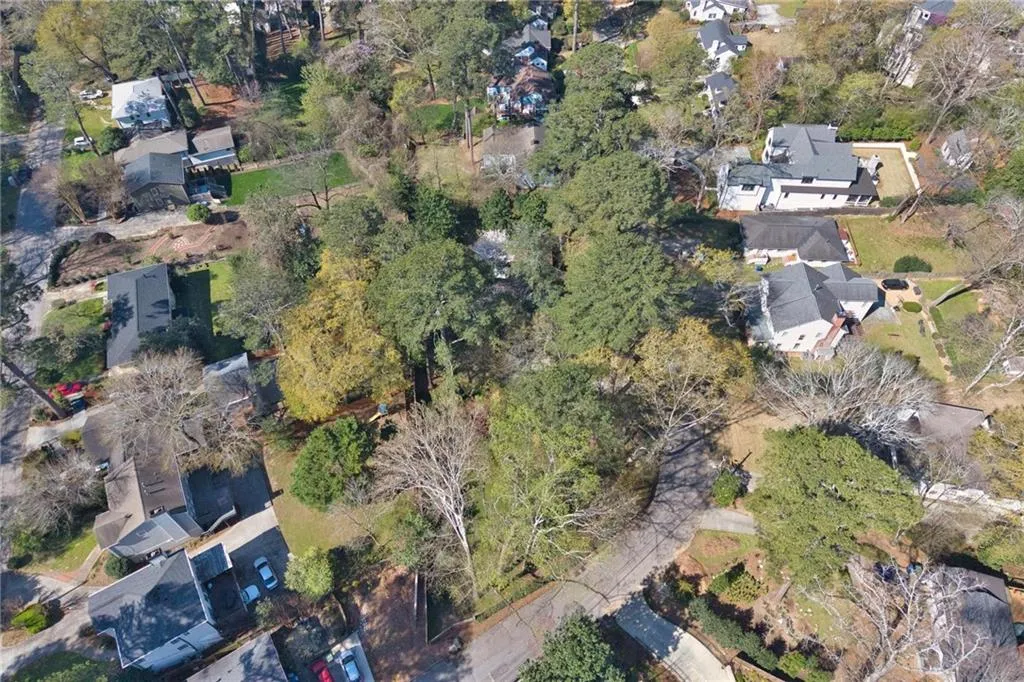 787 Piedmont Way Ne, Atlanta, Georgia 30324, 3 Bedrooms Bedrooms, 0 ,2 BathroomsBathrooms,Residential,For Sale,787 Piedmont Way Ne,7743959