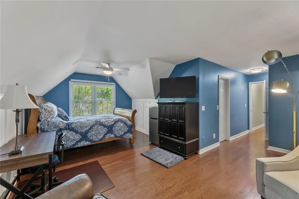 back bedroom from stairs.jpg