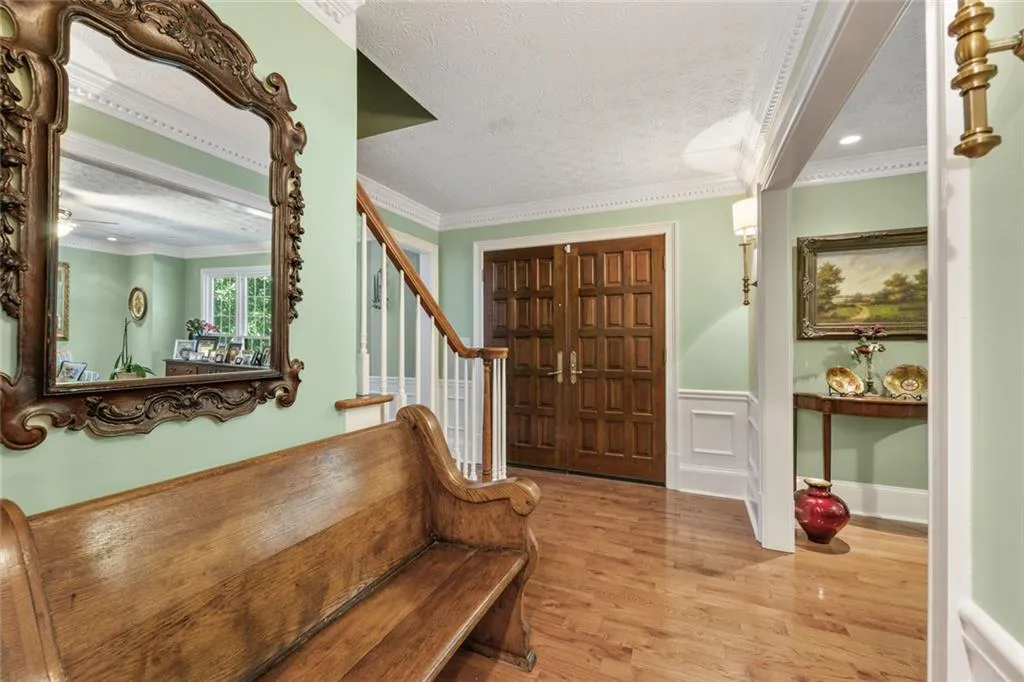 Foyer with Bench.jpg