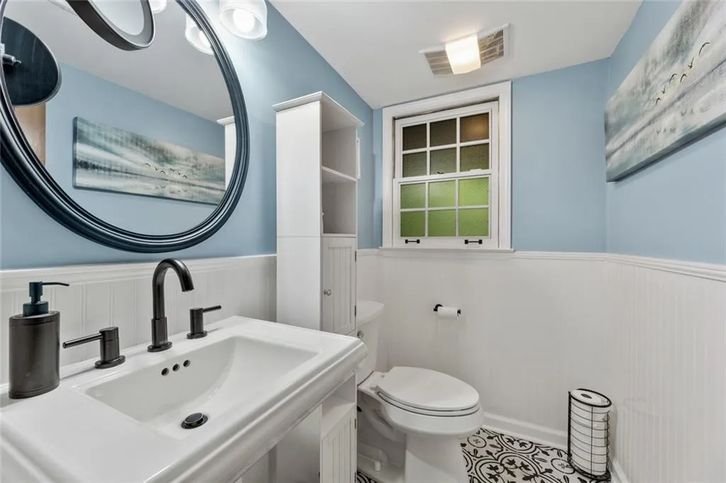 Downstairs Bathroom.jpg