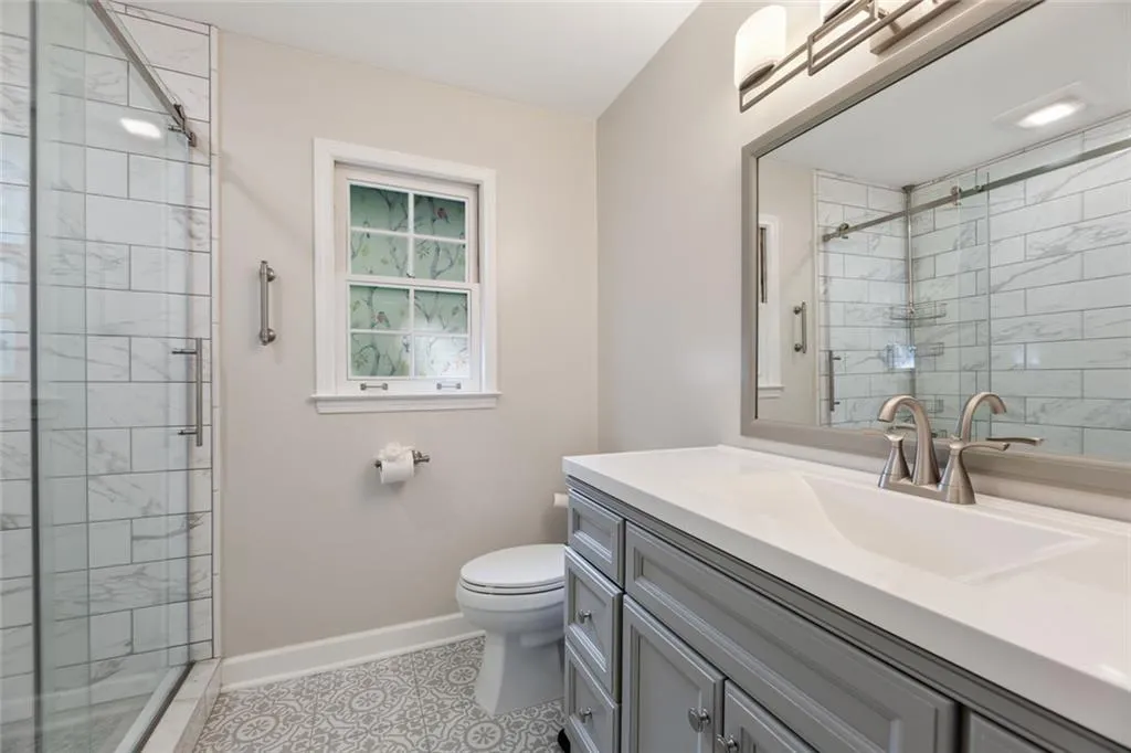 Secondary Bathroom.jpg