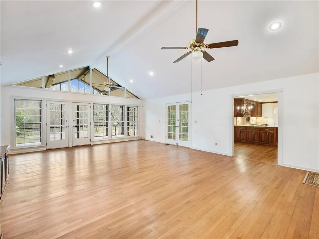 955 Landmark Drive, Atlanta, Georgia 30342, 4 Bedrooms Bedrooms, ,3 BathroomsBathrooms,Residential,For Sale,955 Landmark Drive,7719528