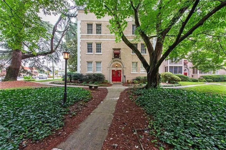 2222 Peachtree Road Nw Unit A3, Atlanta, Georgia 30309